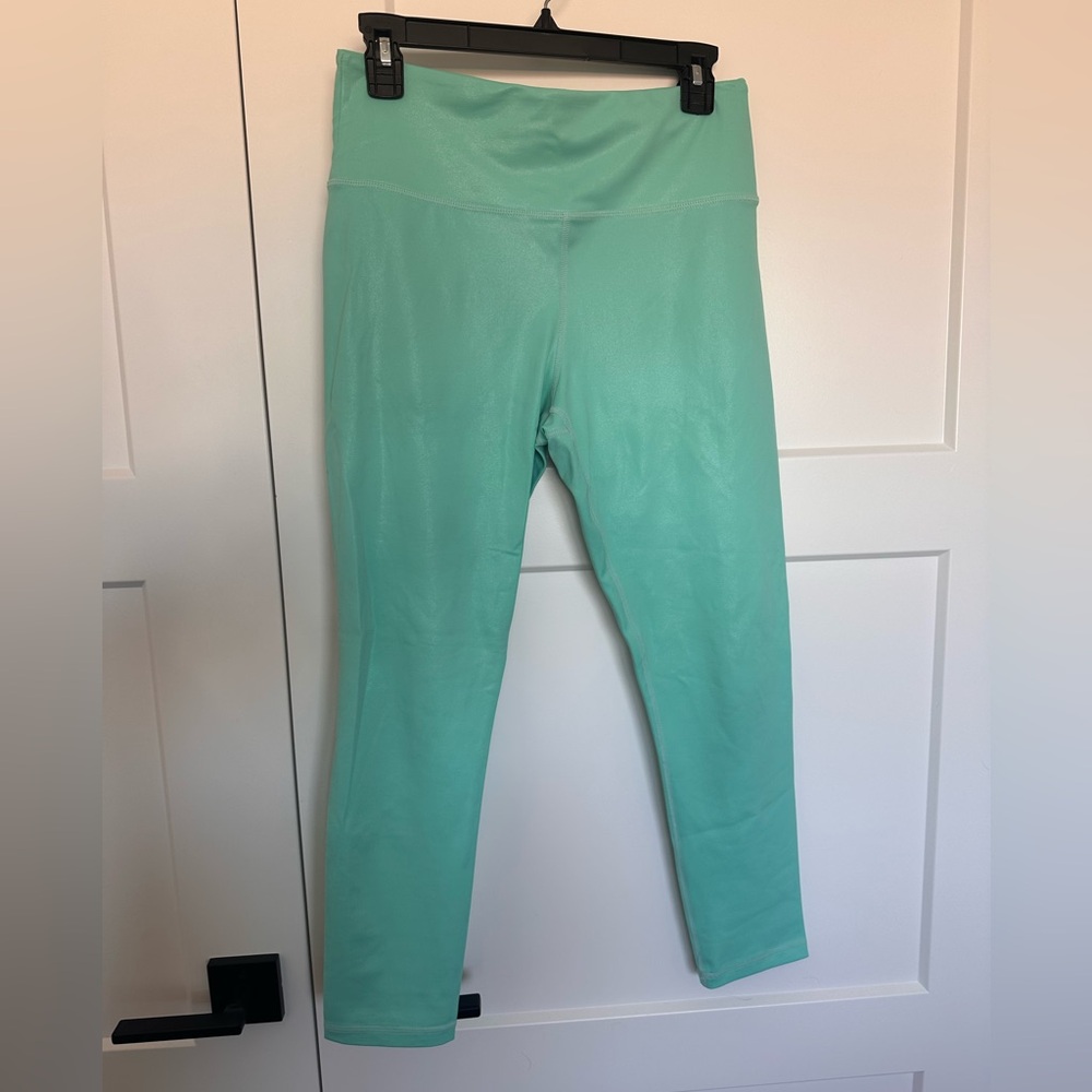 Zyia light and tight